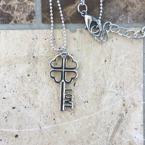 Lucky Love Clover Necklace